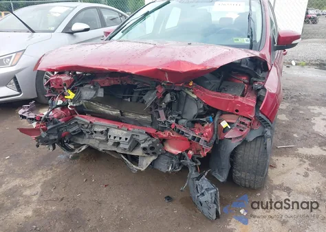 2015 Ford Focus Se z USA, uszkodzony, nr VIN 1FADP3F26FL378036